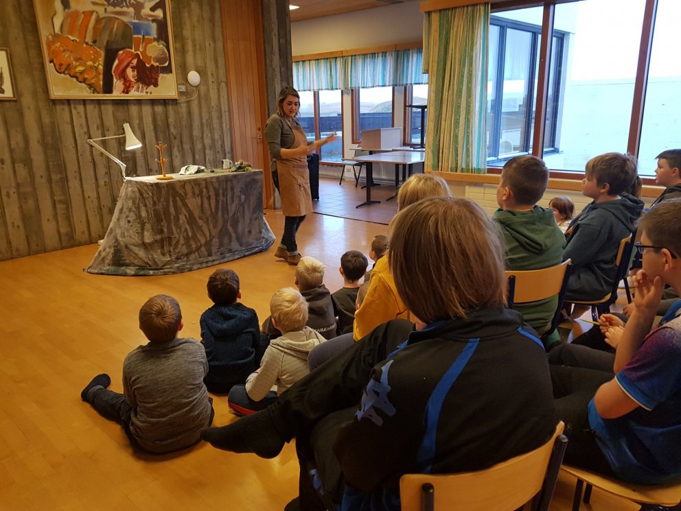 Leiksýning um Búkollu