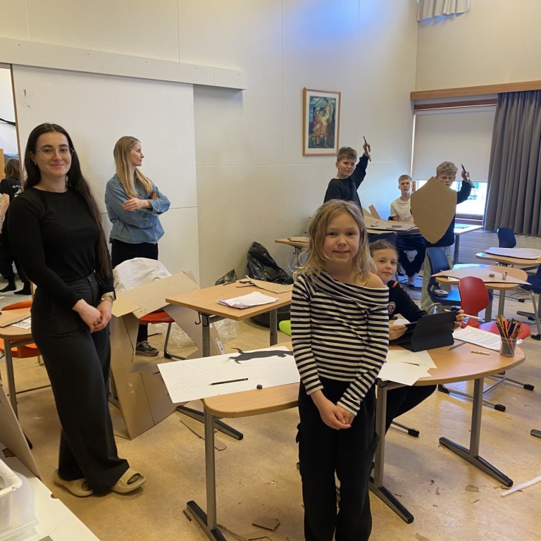 Leikandi Kirkjubæjarskóli - Kirkjubæjarleikhúsið