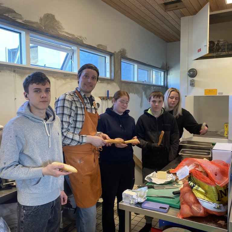 Kanntu brauð að baka